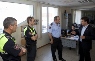 Placa de Policía de la Policía Local de Camargo, Cantabria. Con su cartera