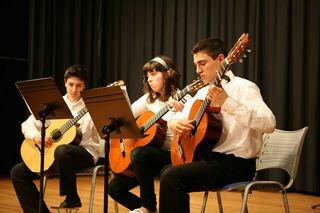 Los alumnos de la Escuela Municipal de Música ofrecen conciertos en La Vidriera cada trimestre