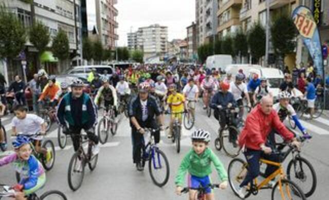 El alcalde participó como todos los años en la cita, a la que tampoco faltaron el primer teniente de alcalde y el concejal de Deportes y Medio Ambiente